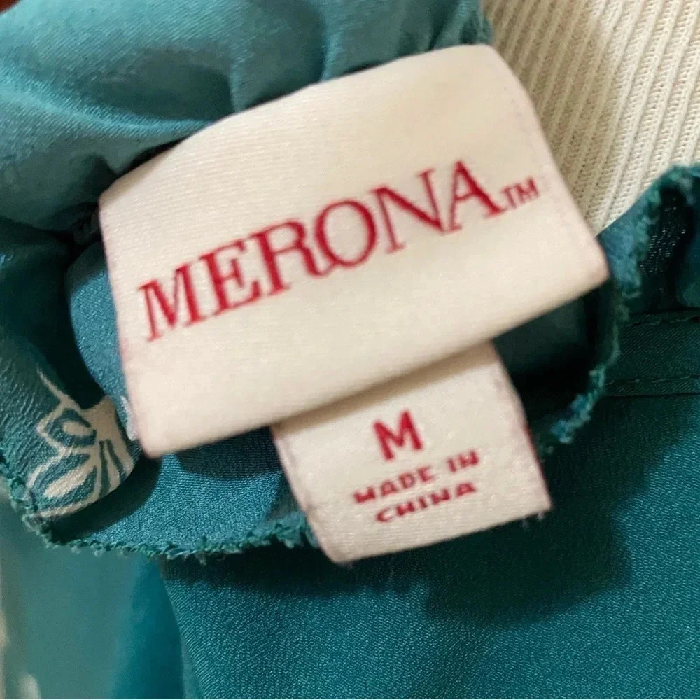 *EUC* Merona Green & White Print Sleeveless Blouse w/ Keyhole tie - Picture 5 of 6